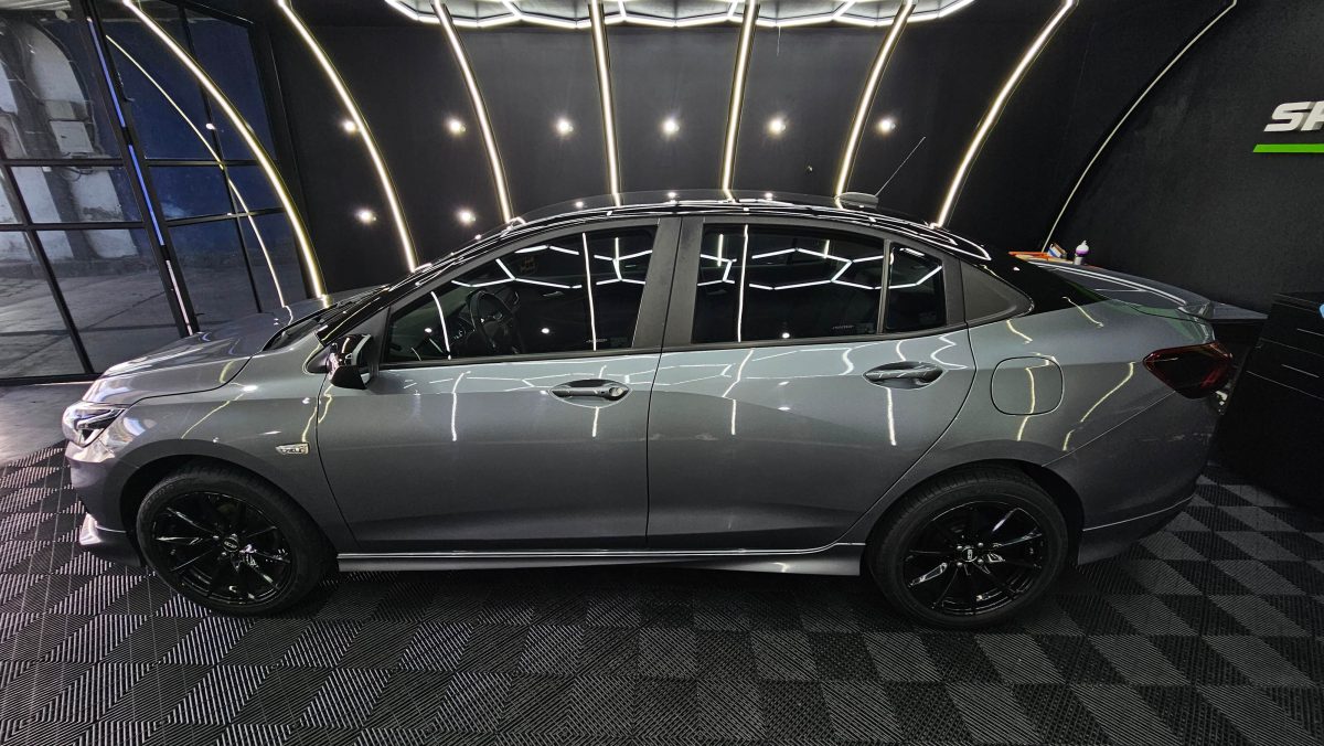 Chevrolet Onix LTZ Turbo Sedan - Imagen 6