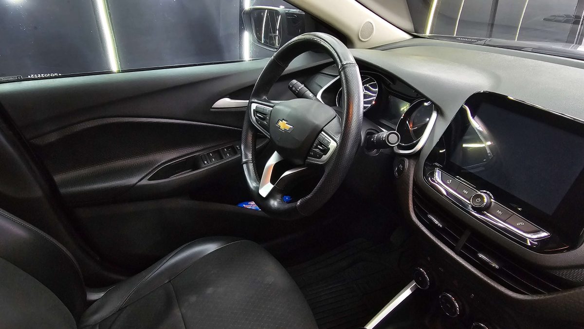 Chevrolet Onix LTZ Turbo Sedan - Imagen 16