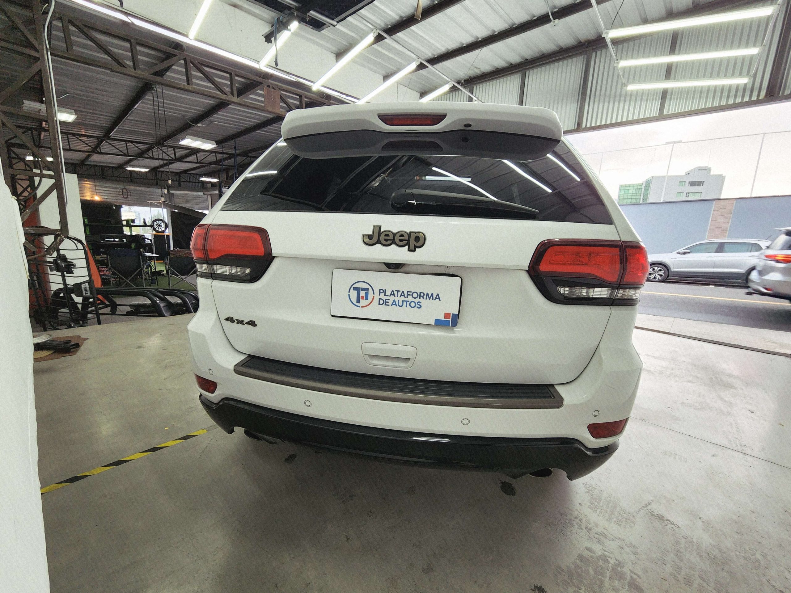 Jeep Grand Cherokee Limited 75 Aniversario - Imagen 6