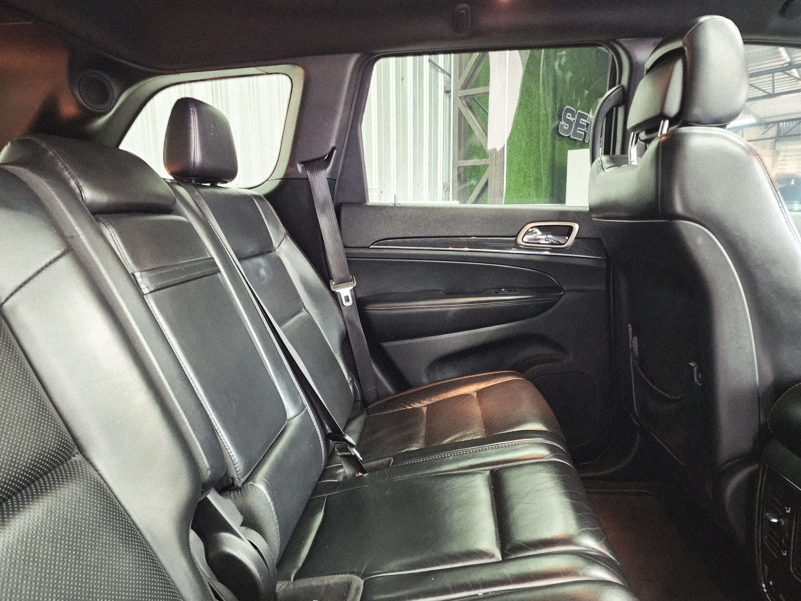 Jeep Grand Cherokee Limited 75 Aniversario - Imagen 16