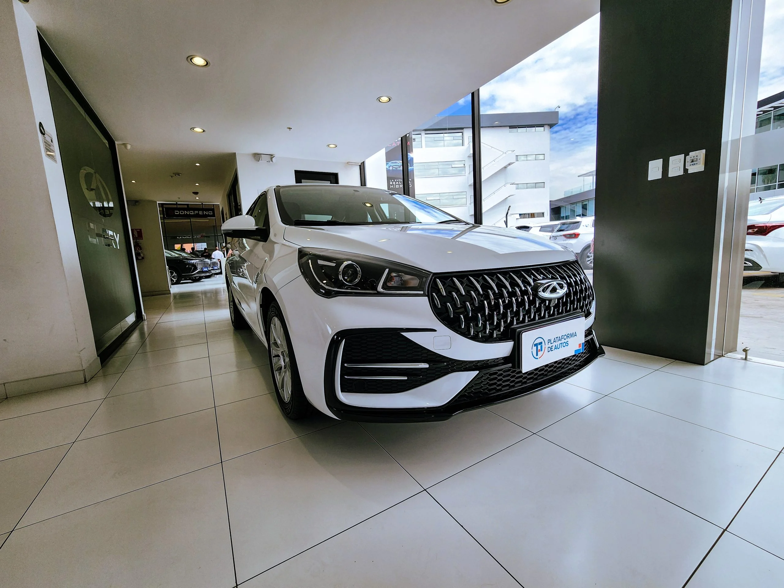 Chery Arrizo 5 Pro Max lateral