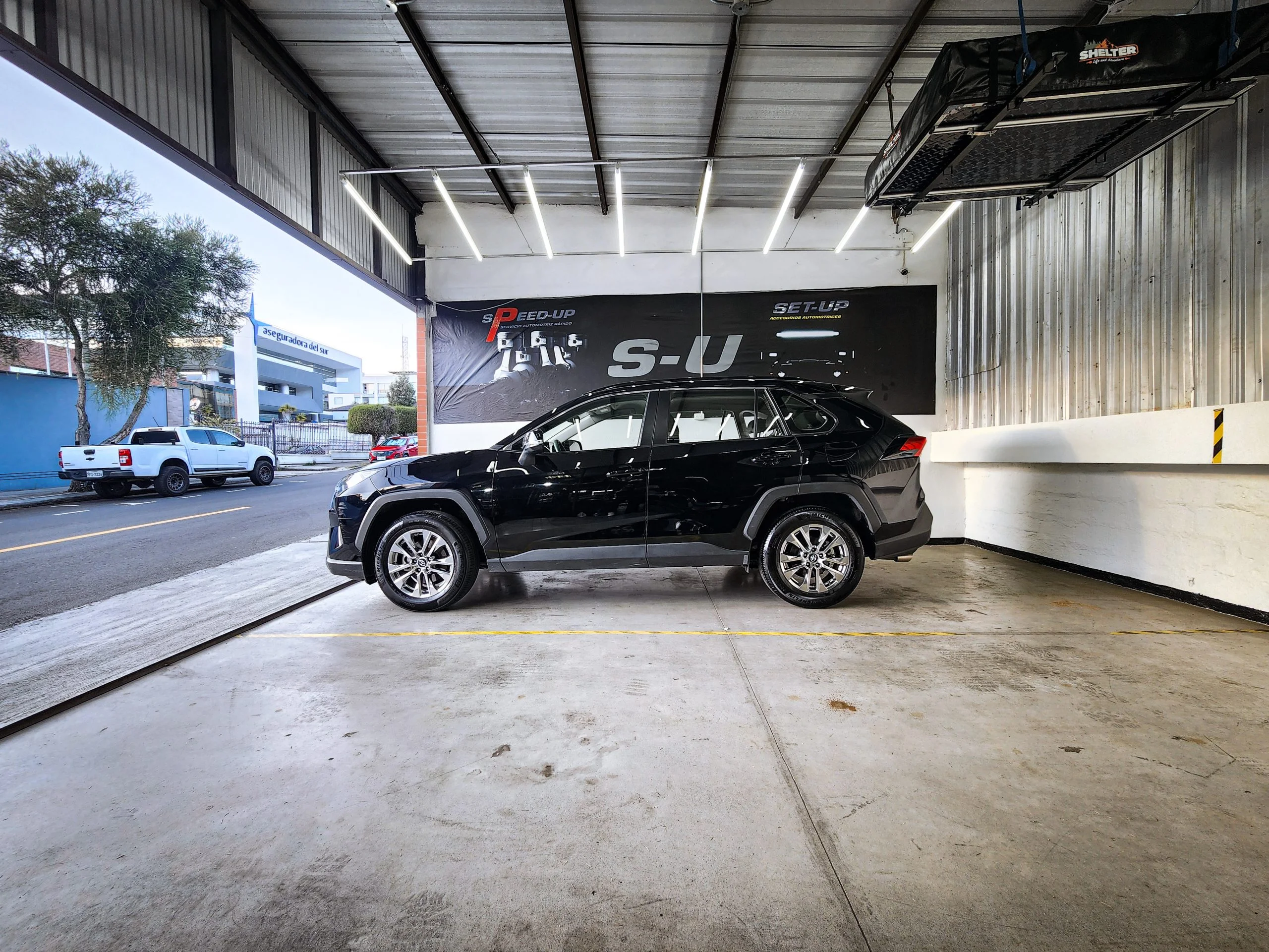 Toyota RAV4 2.0 MT 4X2 - Imagen 6