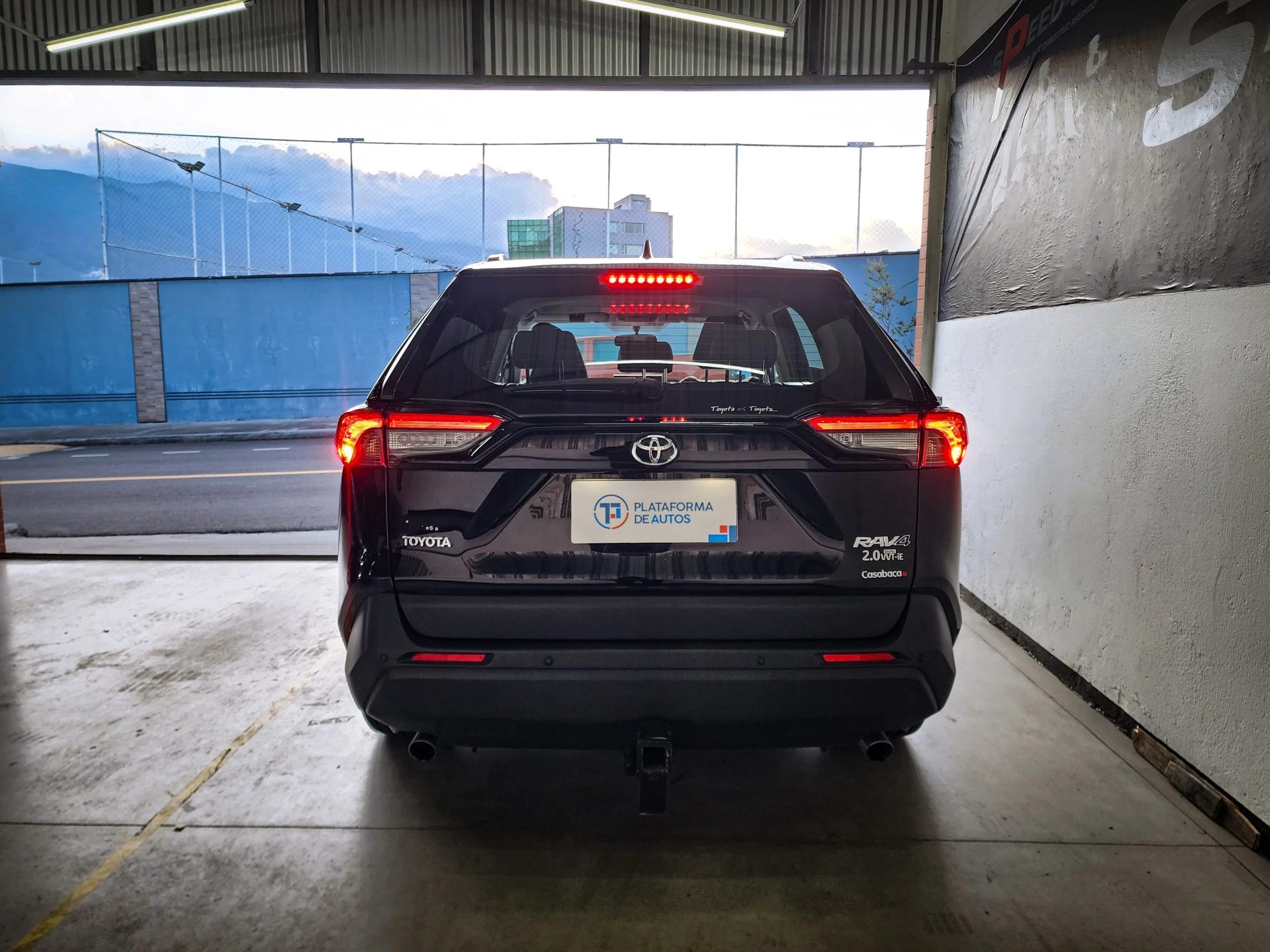 Toyota RAV4 2.0 MT 4X2 - Imagen 4