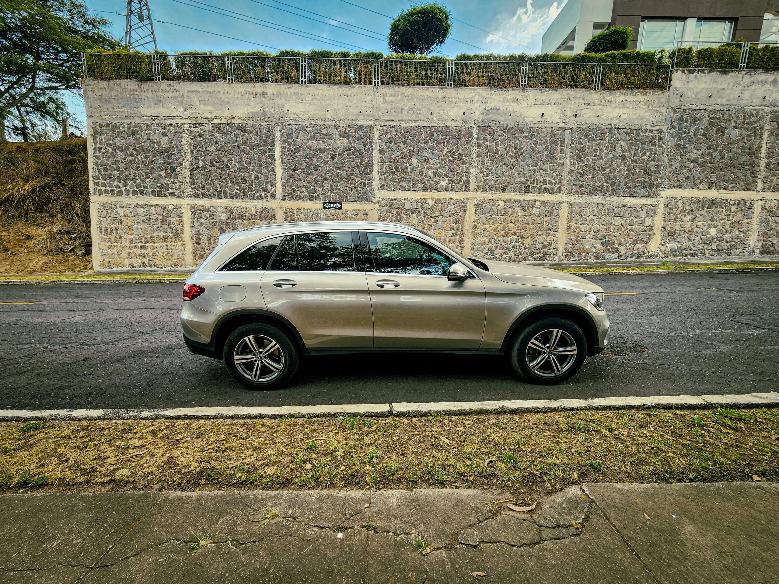Mercedes Benz GLC 200 2022 - Imagen 2