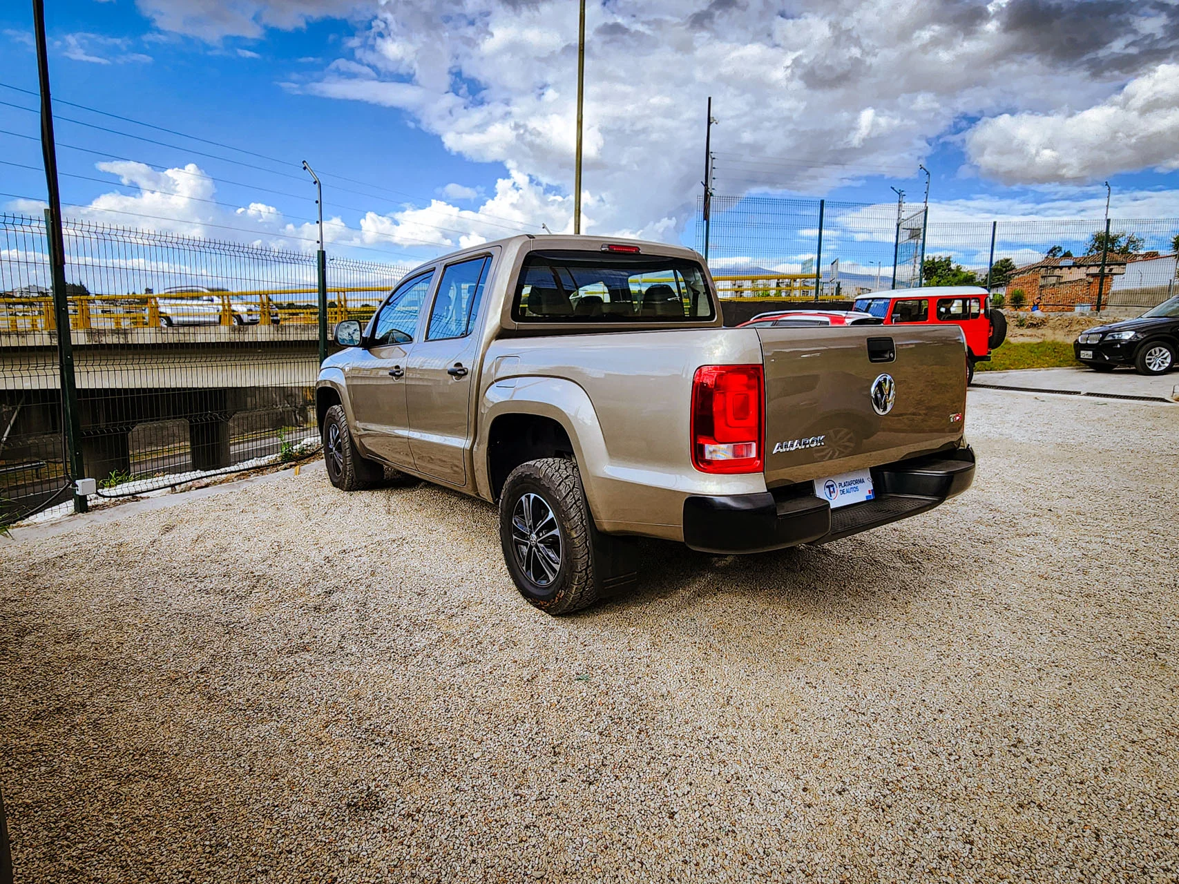 Volkswagen Amarok 2.0 BiTDI 4x2 - Imagen 7