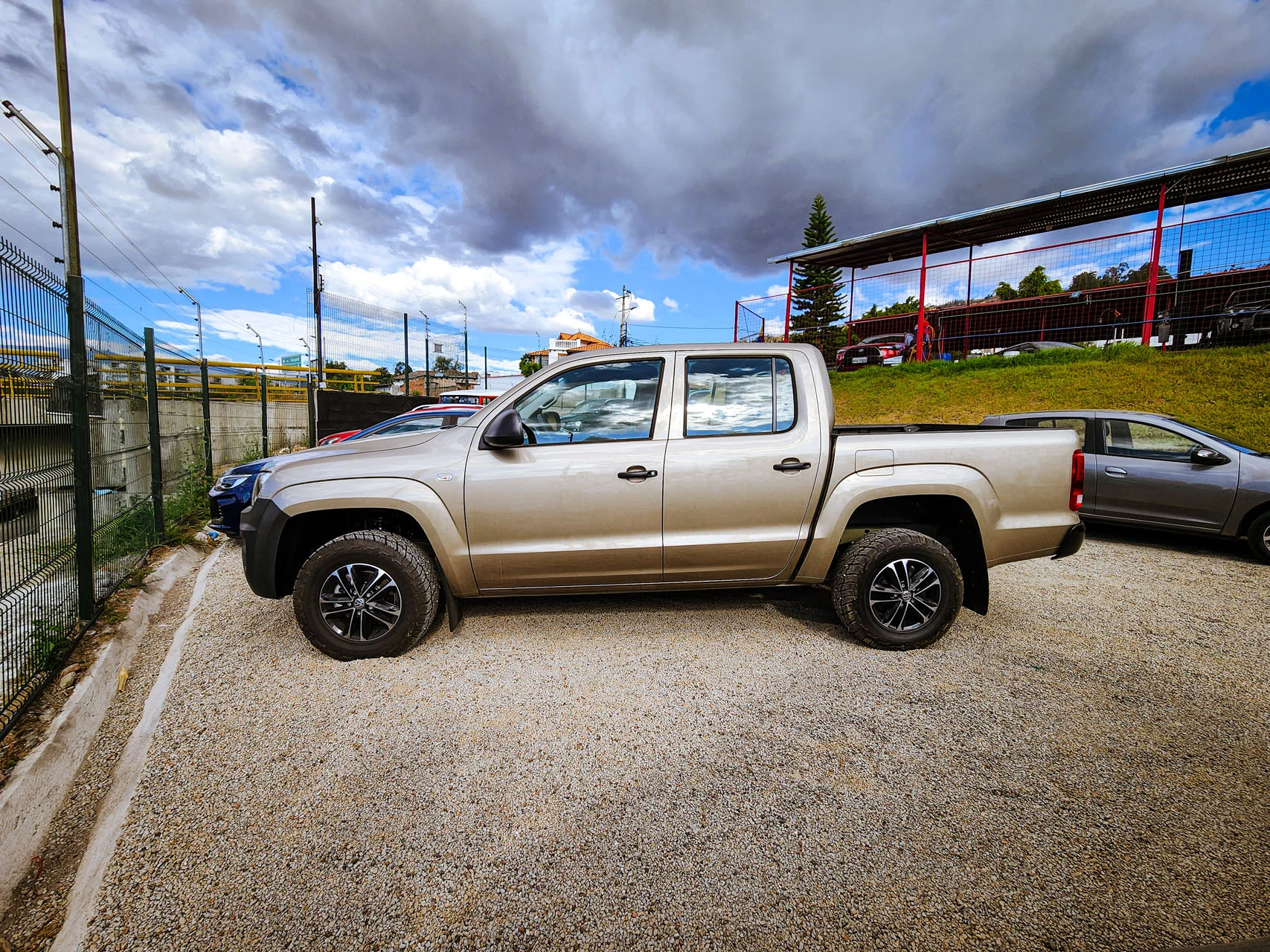 Volkswagen Amarok 2.0 BiTDI 4x2 - Imagen 8