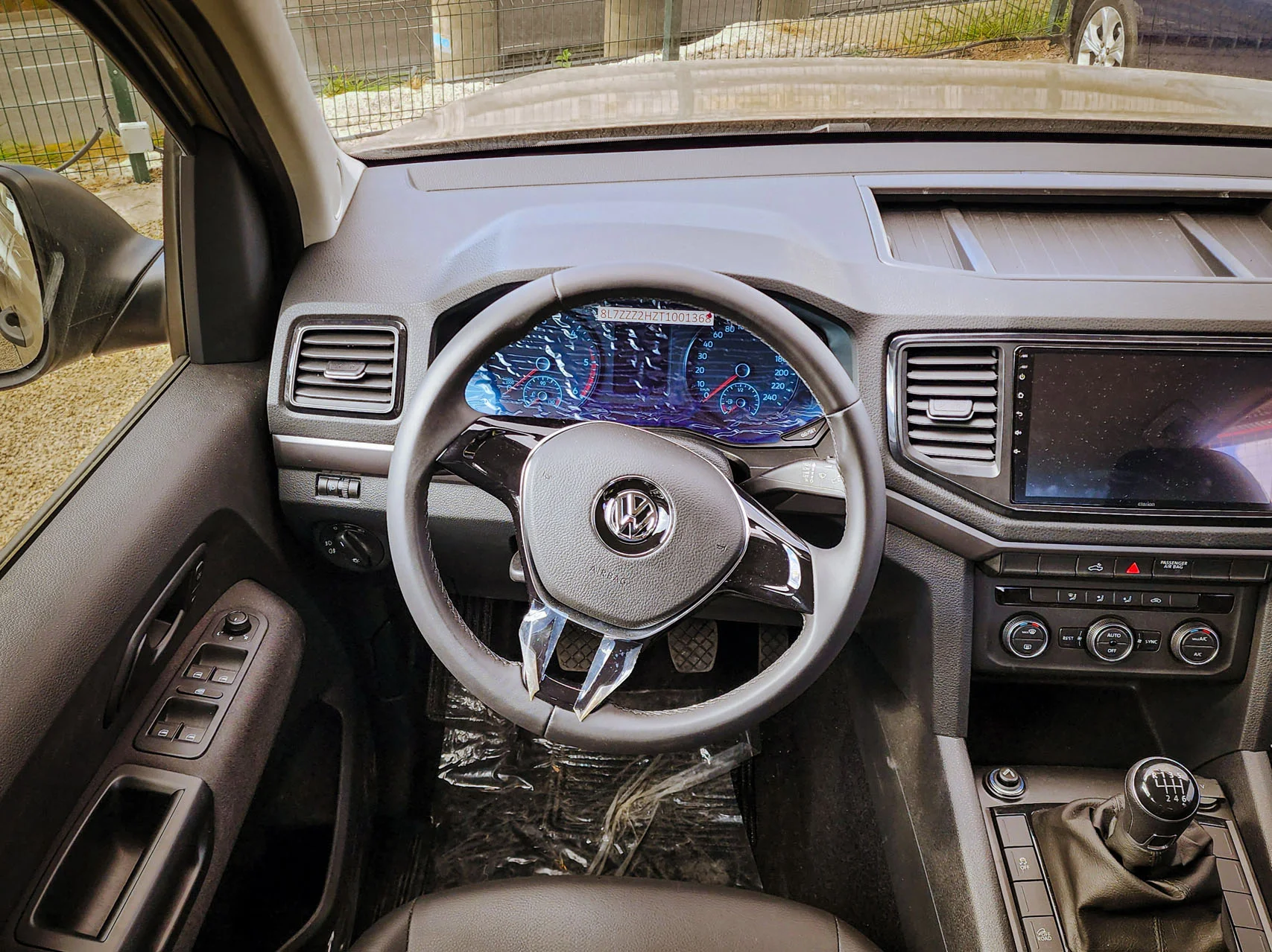 Volkswagen Amarok 2.0 BiTDI 4x2 - Imagen 15
