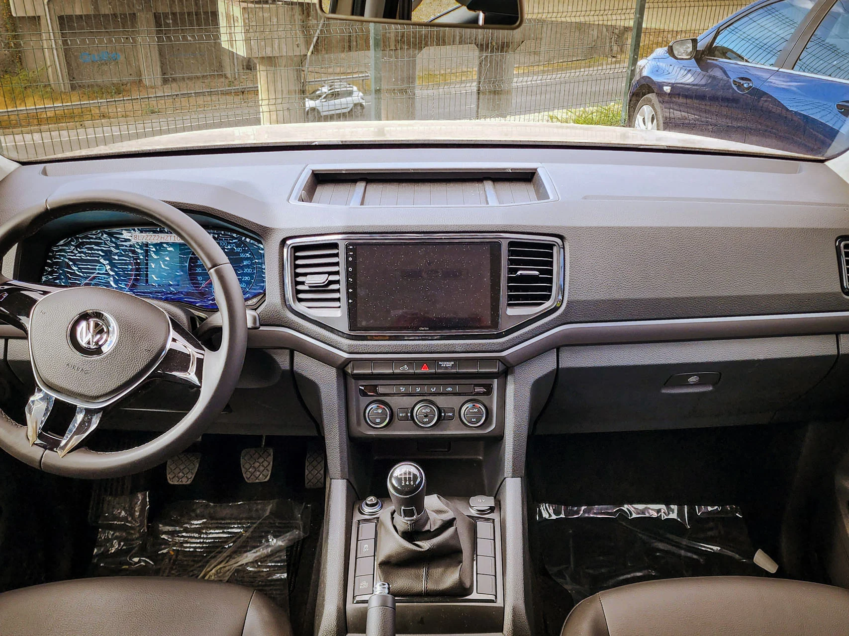 Volkswagen Amarok 2.0 BiTDI 4x2 - Imagen 27
