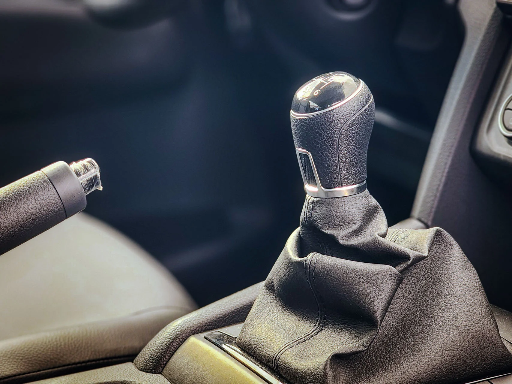 Volkswagen Amarok 2.0 BiTDI 4x2 - Imagen 17