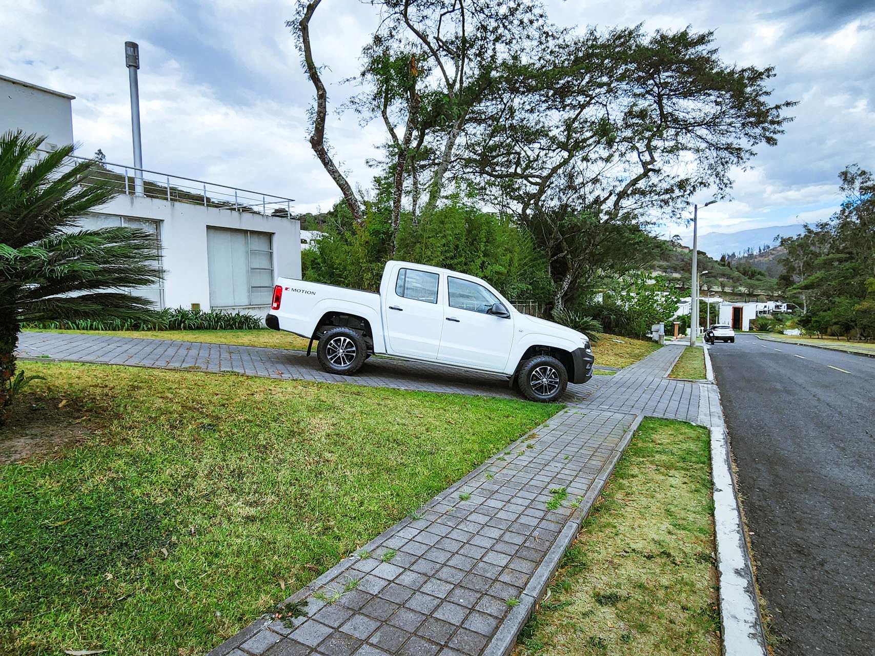 Volkswagen Amarok 2.0 BiTDI 4x4 - Imagen 8