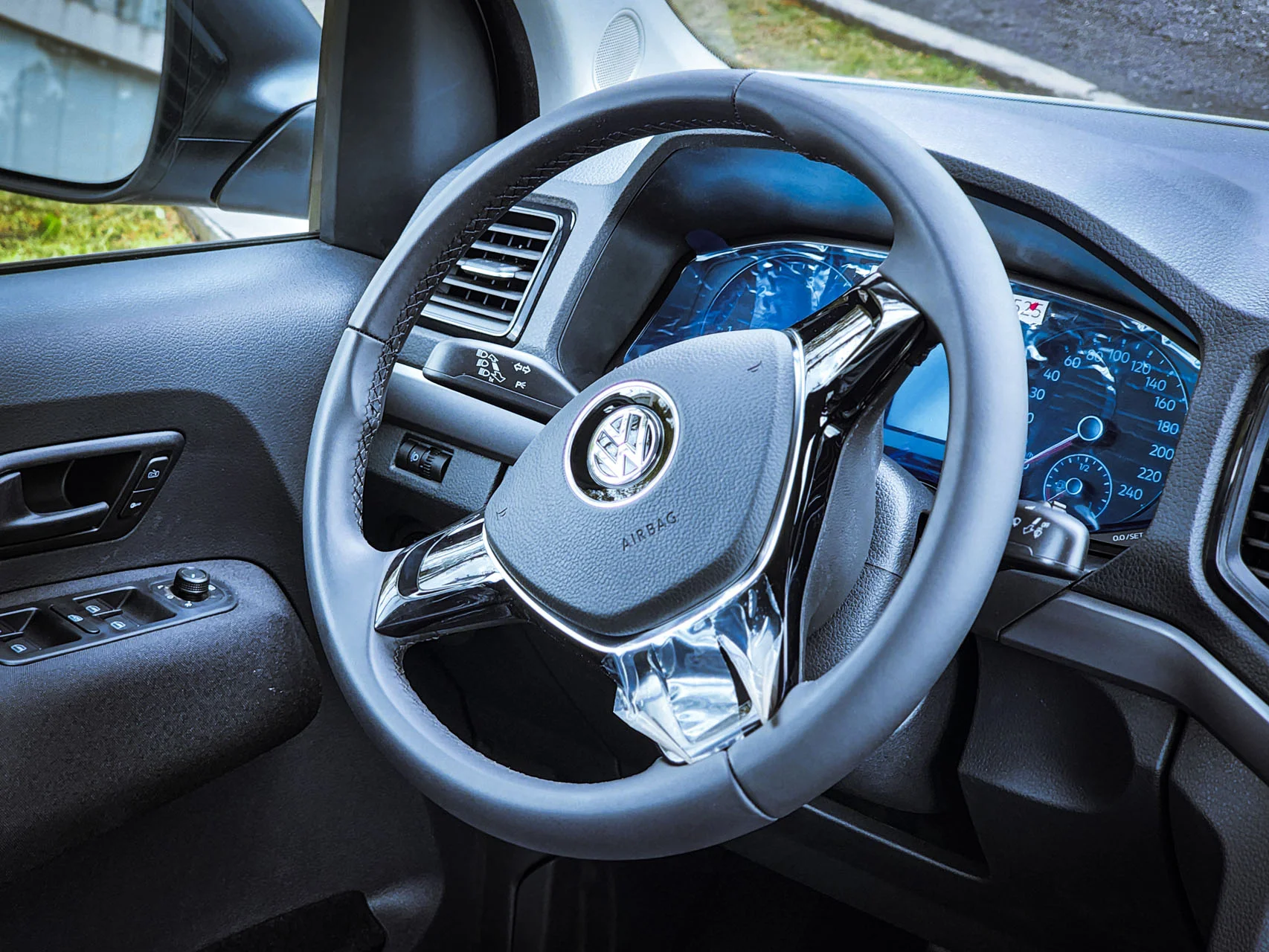 Volkswagen Amarok 2.0 BiTDI 4x4 - Imagen 22